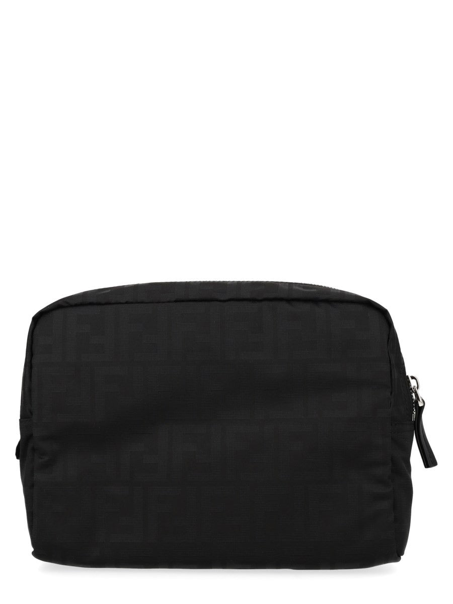 Beauty Case Medium in Tessuto Superlight FF