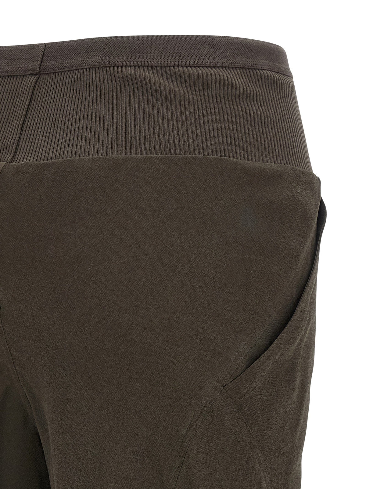 'Bias' pants