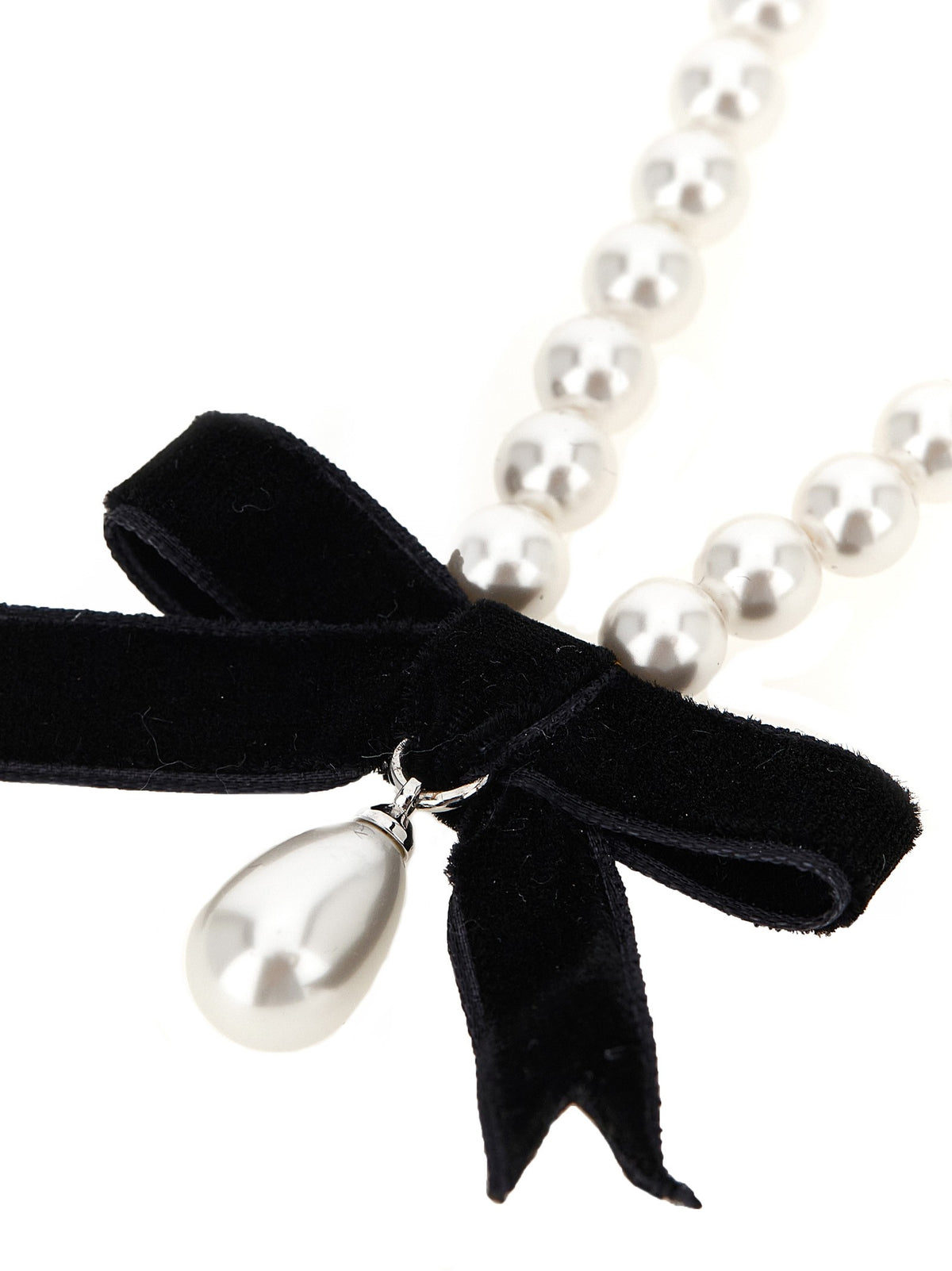 'Black Bow Pearl' necklace