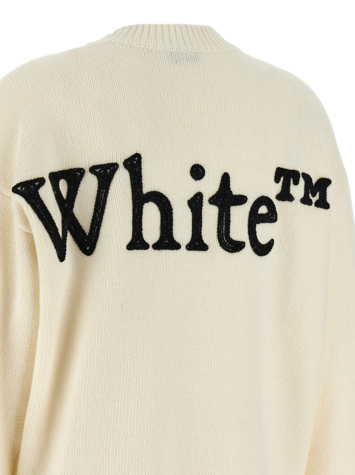 'Bookish Shared' sweater