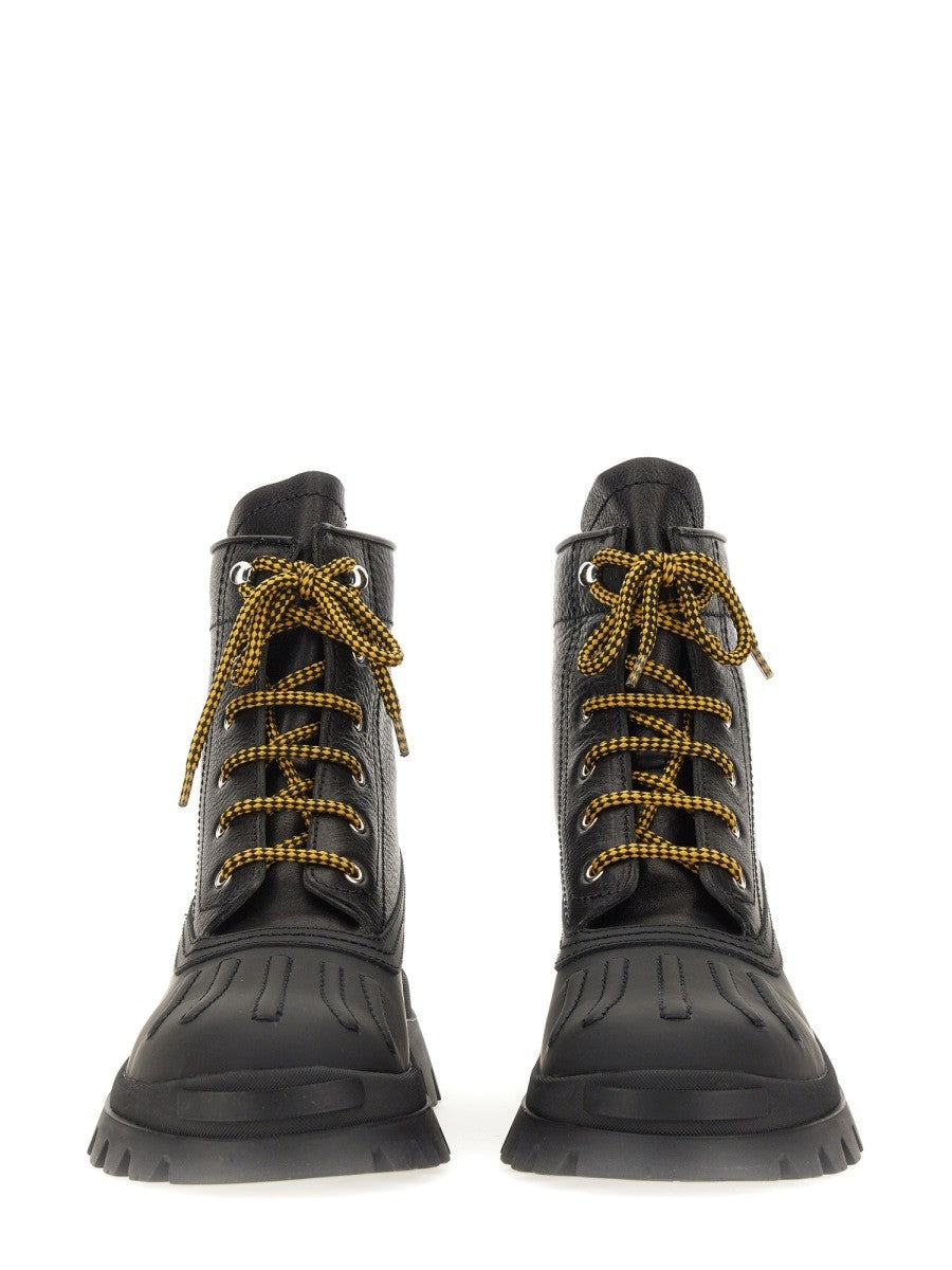 BOOT CANADIAN