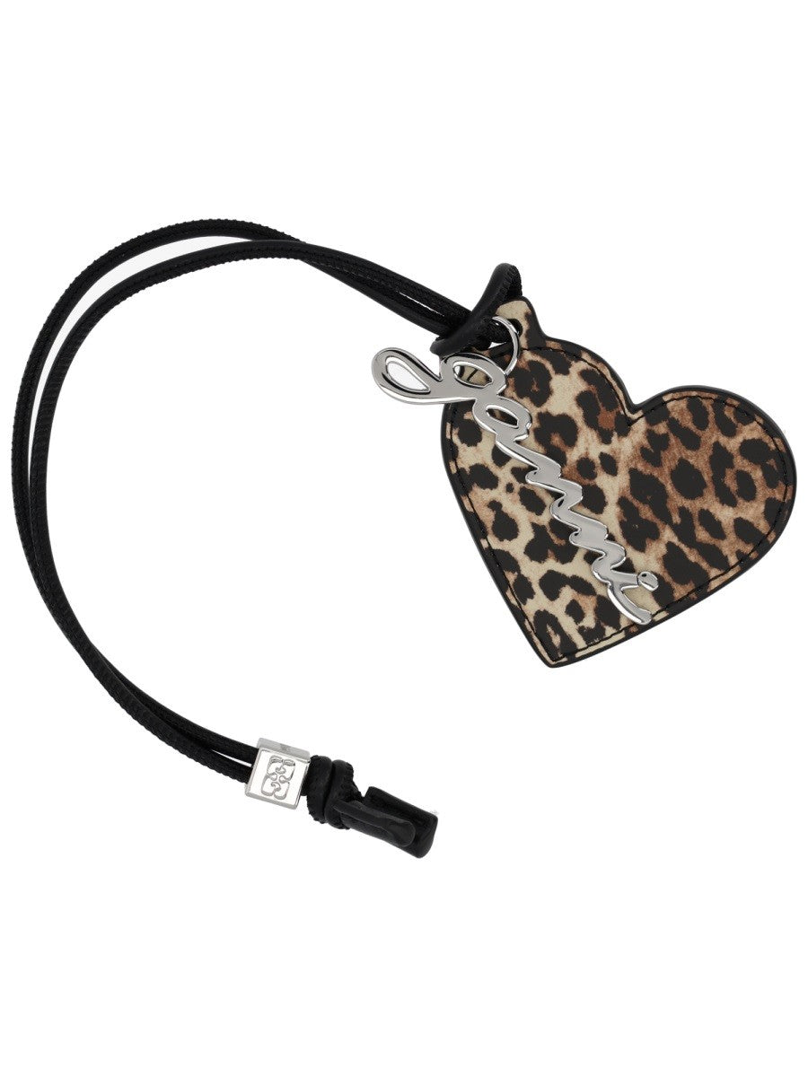 "BOU HEART" ميدالية مفاتيح