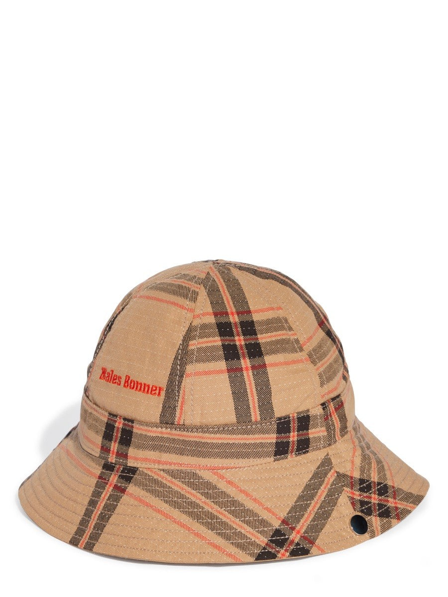 BUCKET HAT