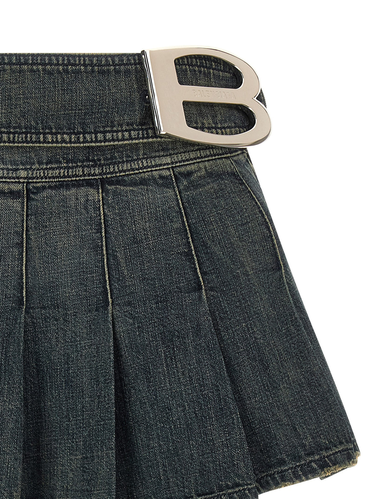 'Buckle Pleated' skirt