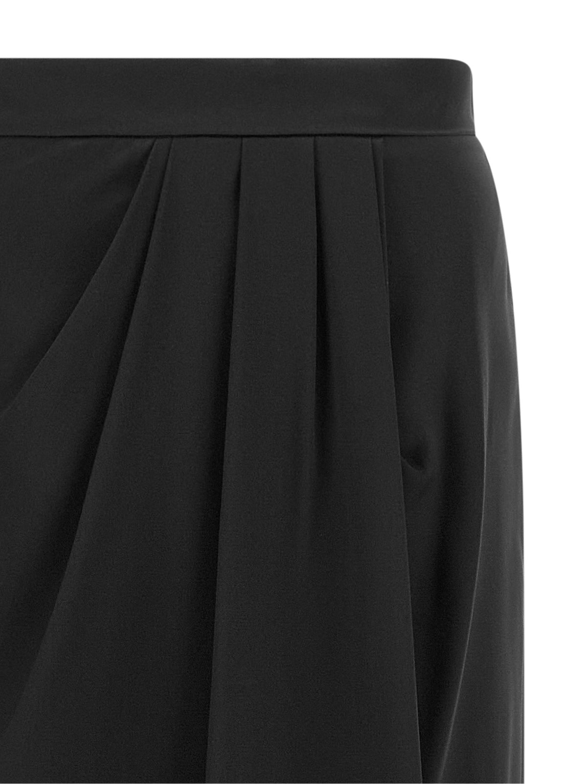 'Camera' skirt