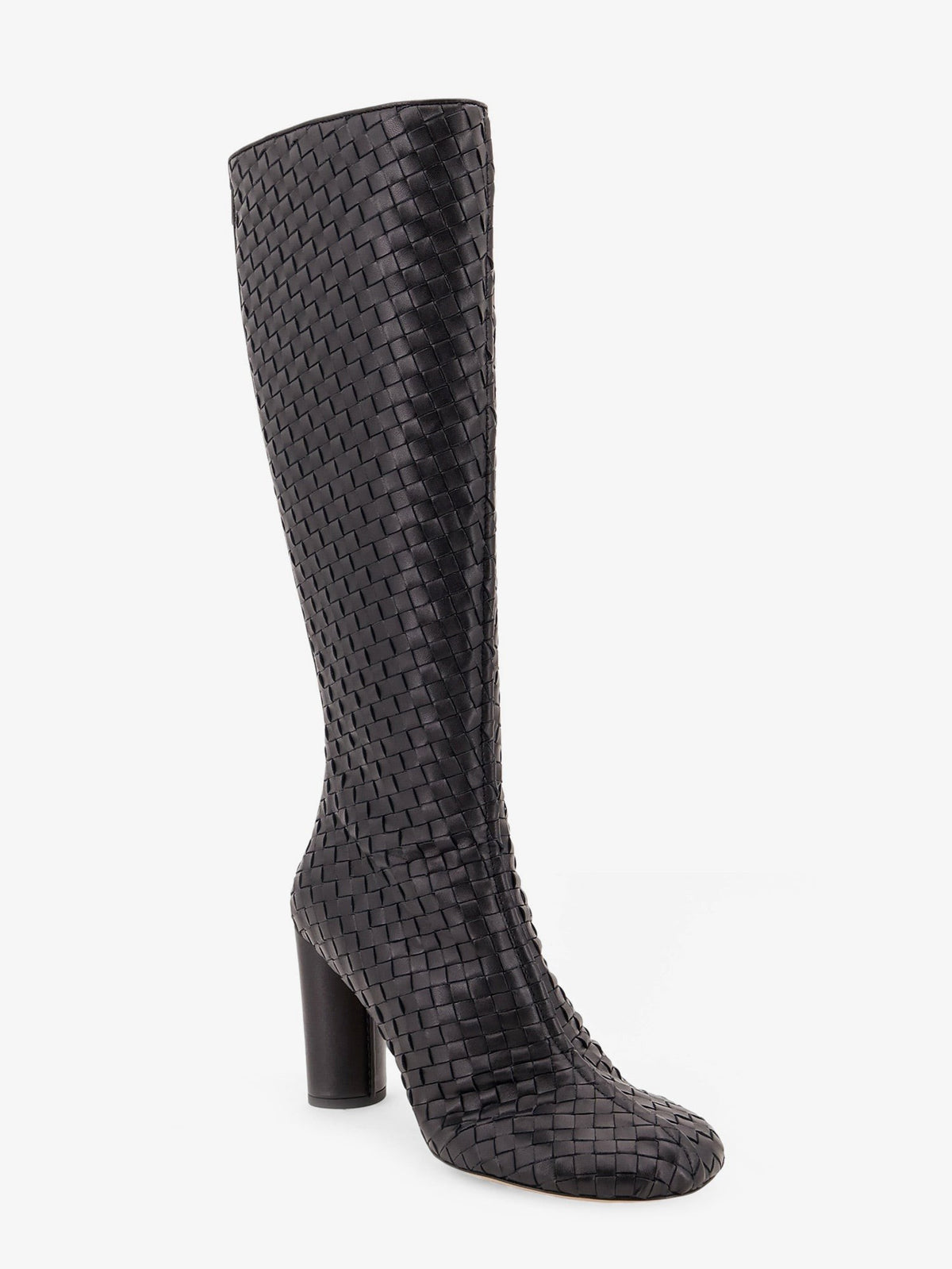 Cherry Boots with braided pattern
