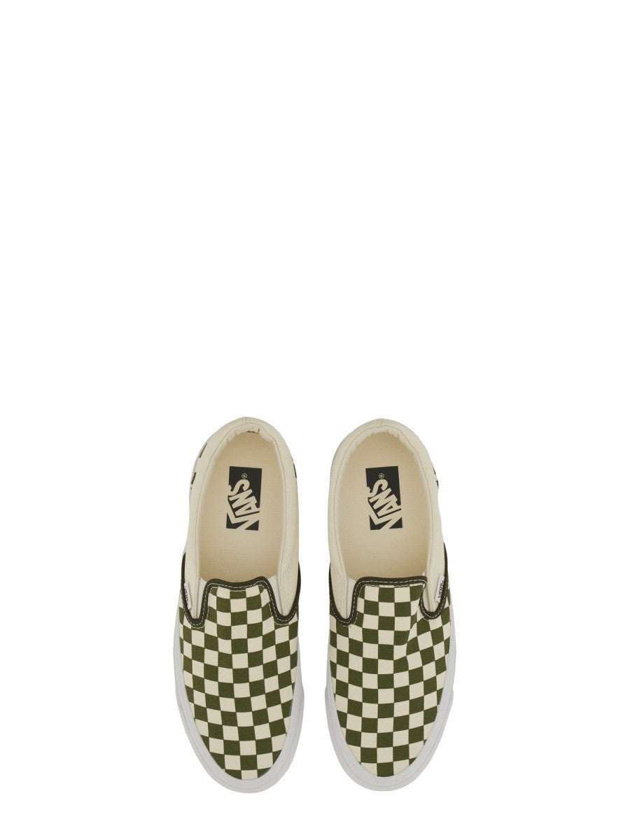 "CLASSIC SLIP-ON 98" SNEAKER