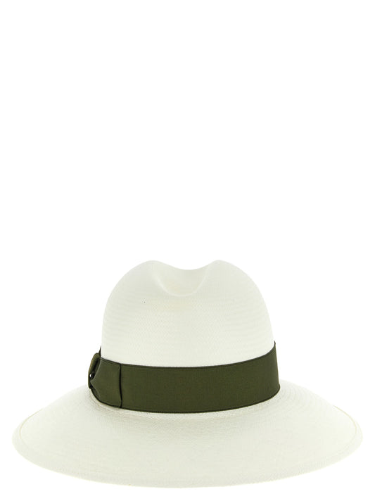 'Claudette' hat
