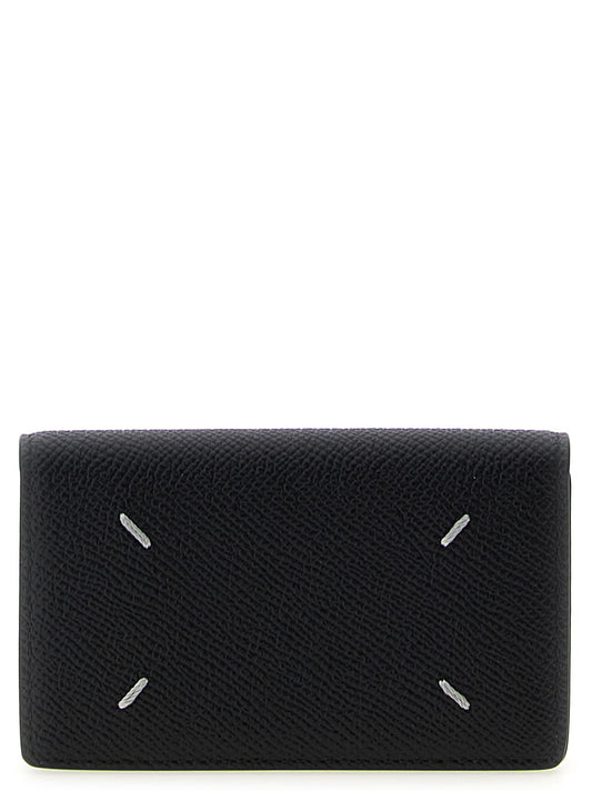 'Clip' card holder