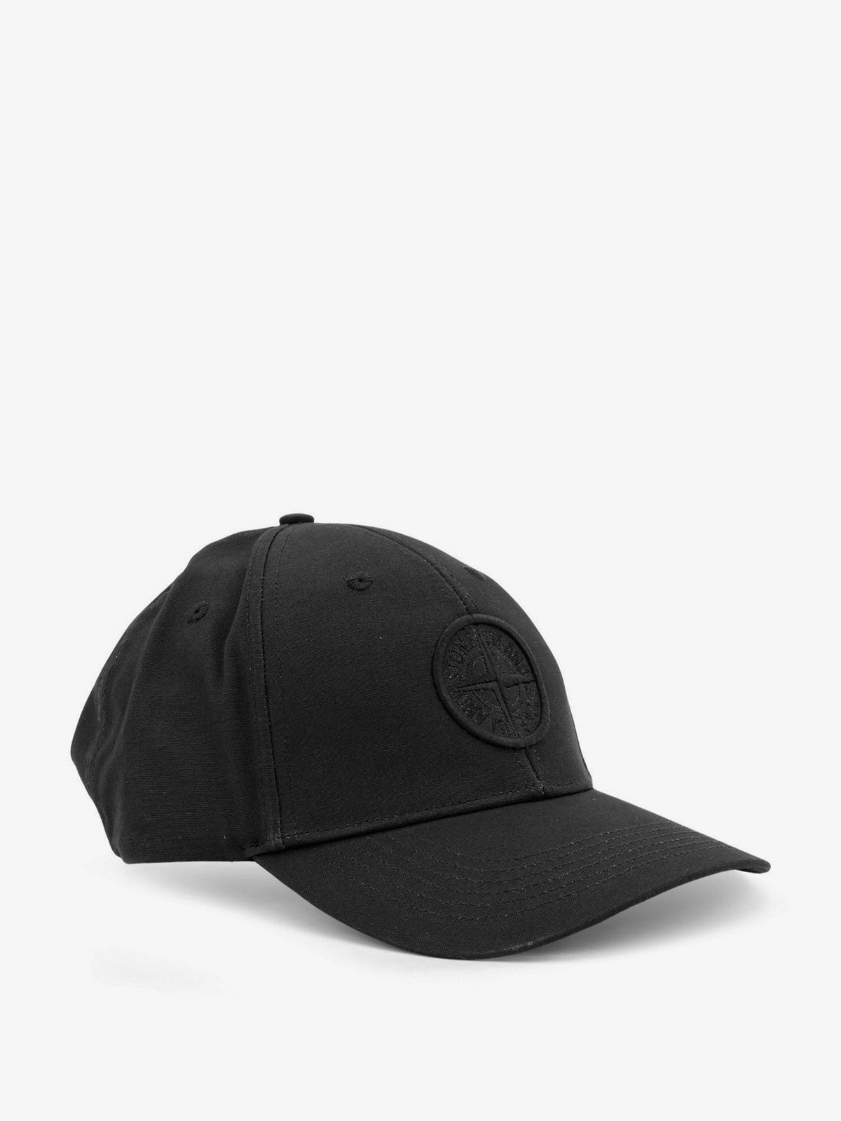 Cotton hat with logo on the front