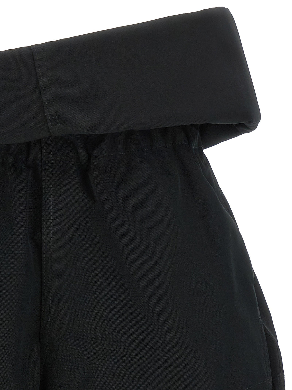 'Crater' shorts