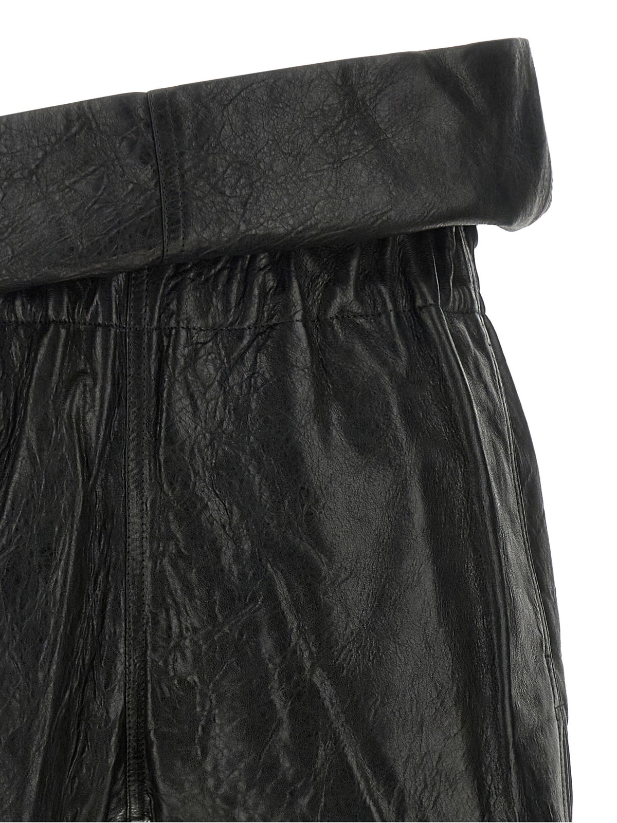 'Crater' shorts