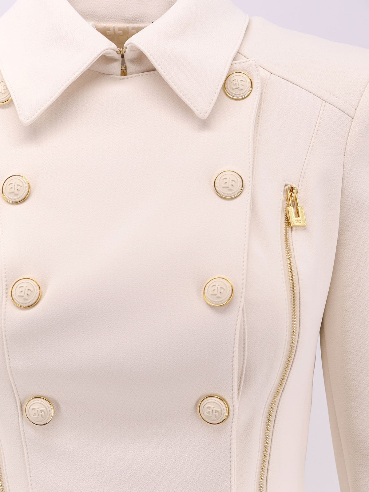 Cropped Blazer with buttons