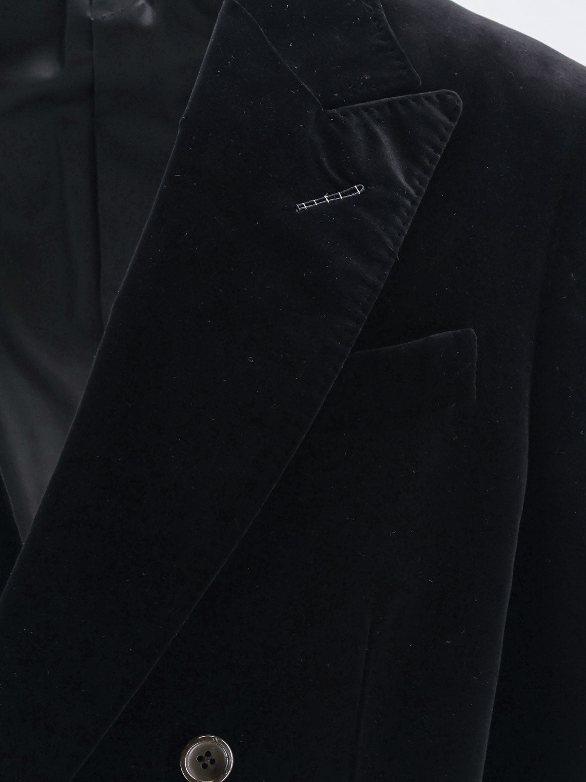 Double-breasted velvet blazer