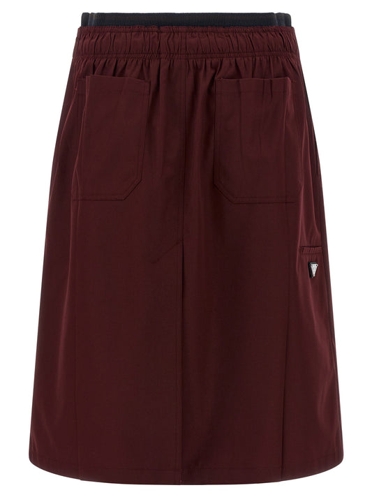 Double layer elastic skirt