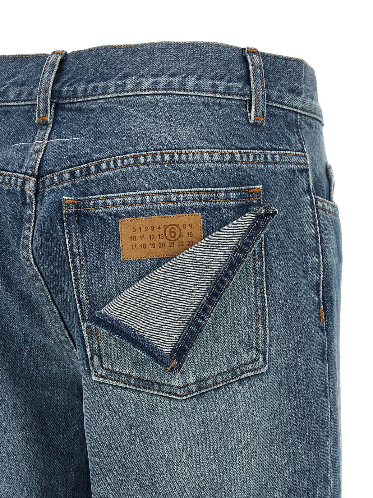 Double pocket jeans