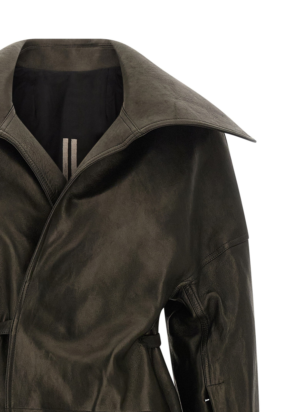 'Dracucollar Belted' coat