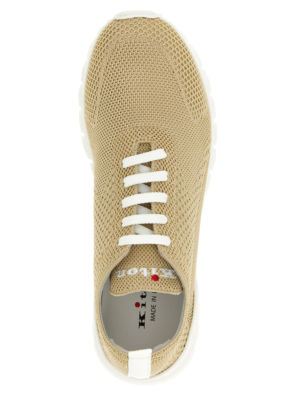 'Fits' sneakers