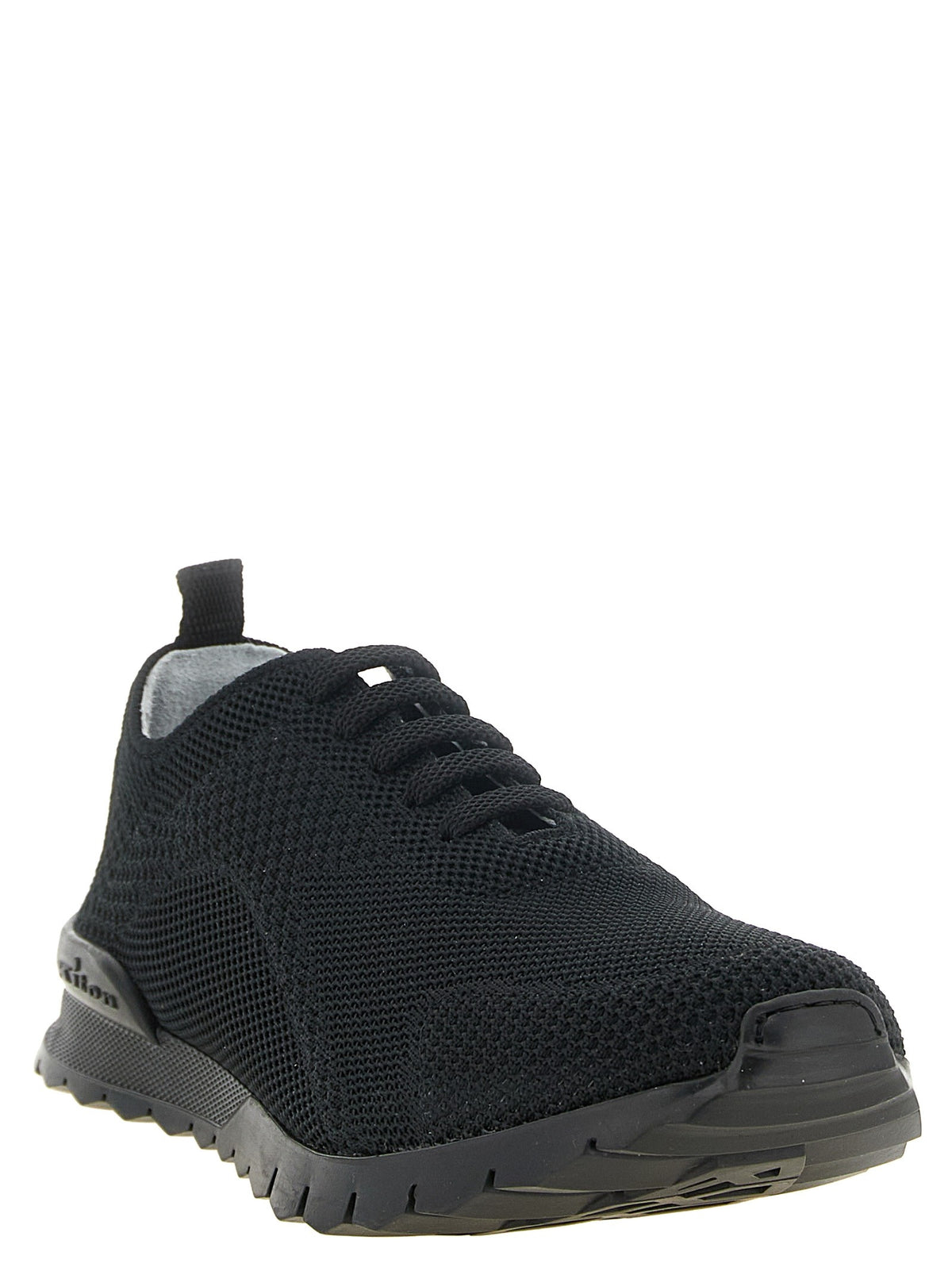 'Fits' sneakers