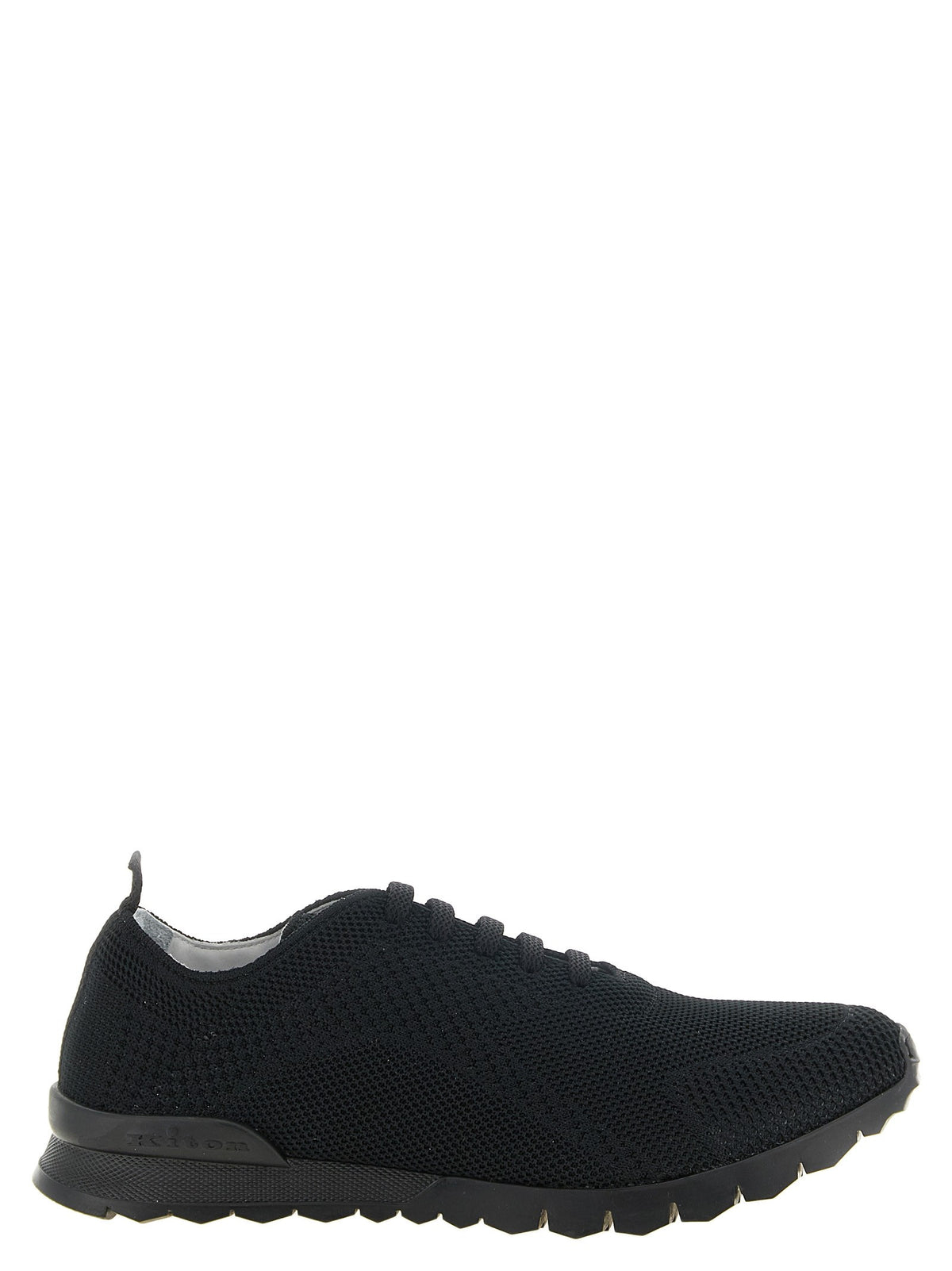'Fits' sneakers