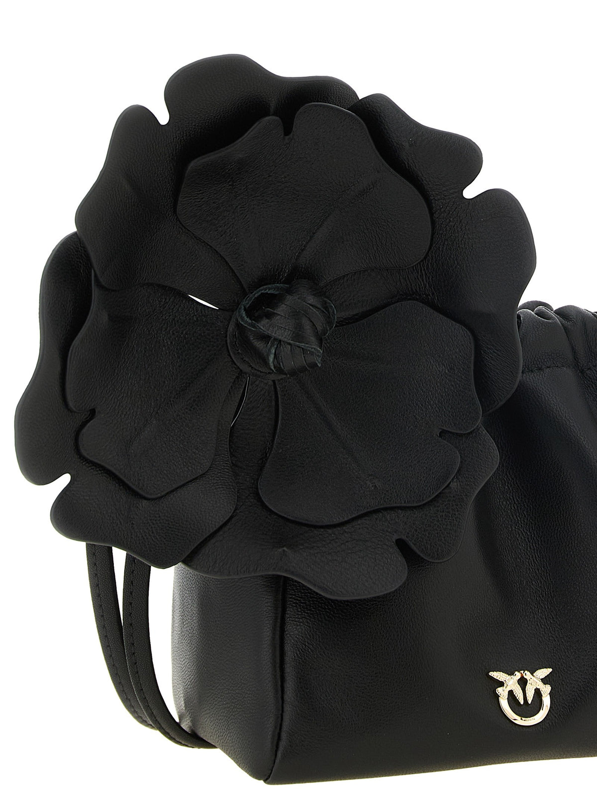 'Flower' pouch
