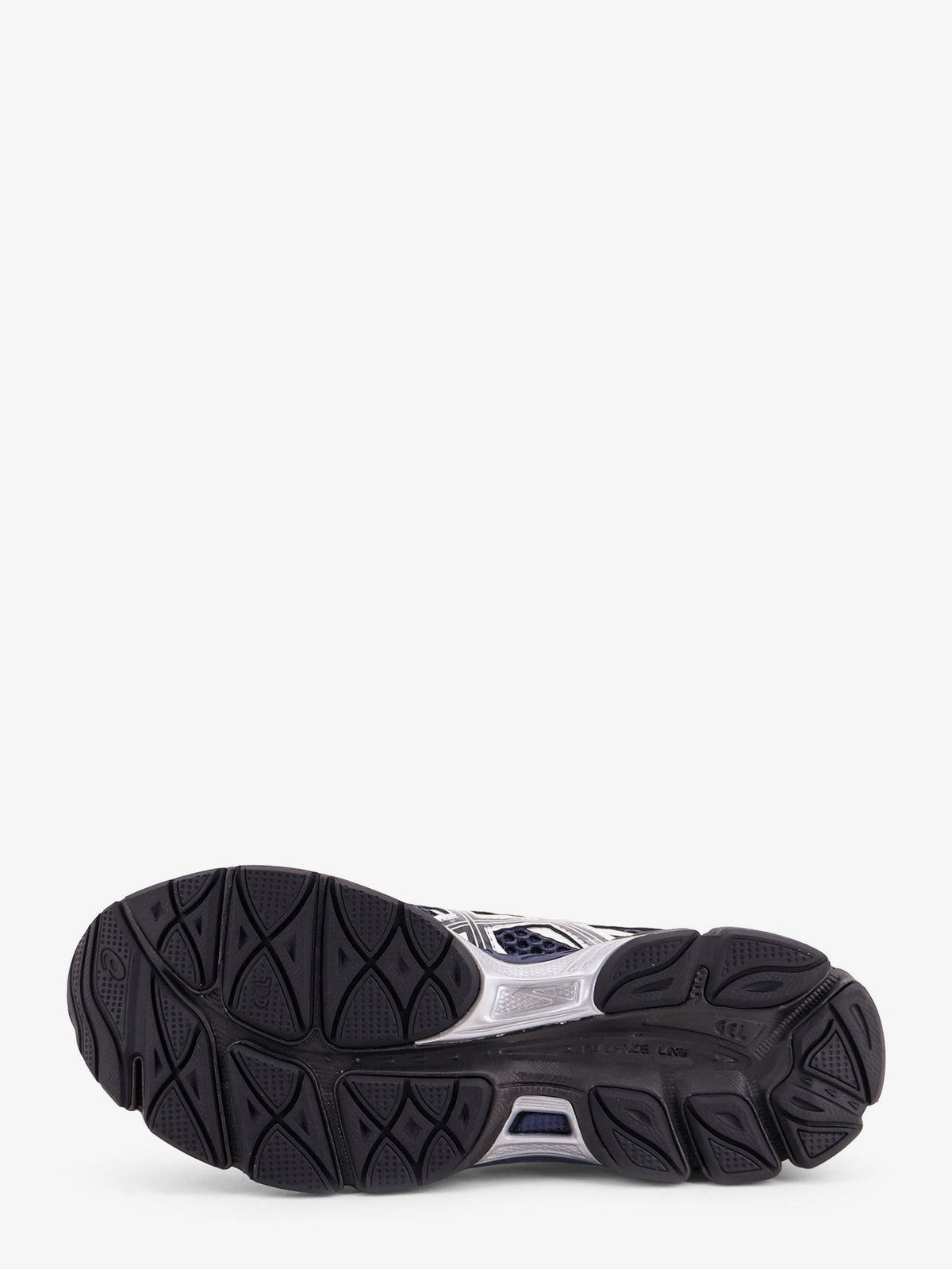 Gel Cumulus 16 mesh sneakers with contrasting inserts
