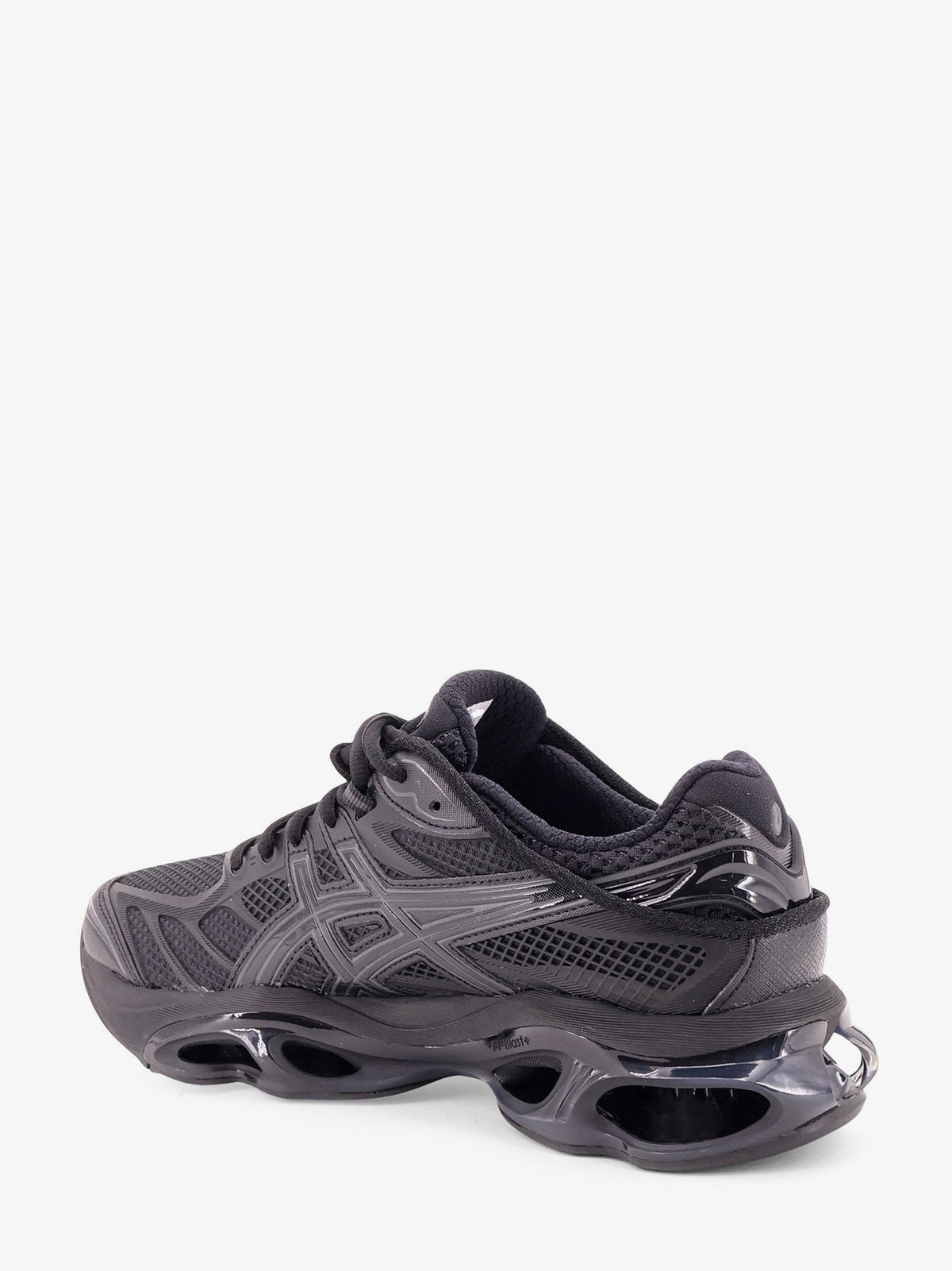 Gel-Kinetic 2.0 mesh and rubber sneakers