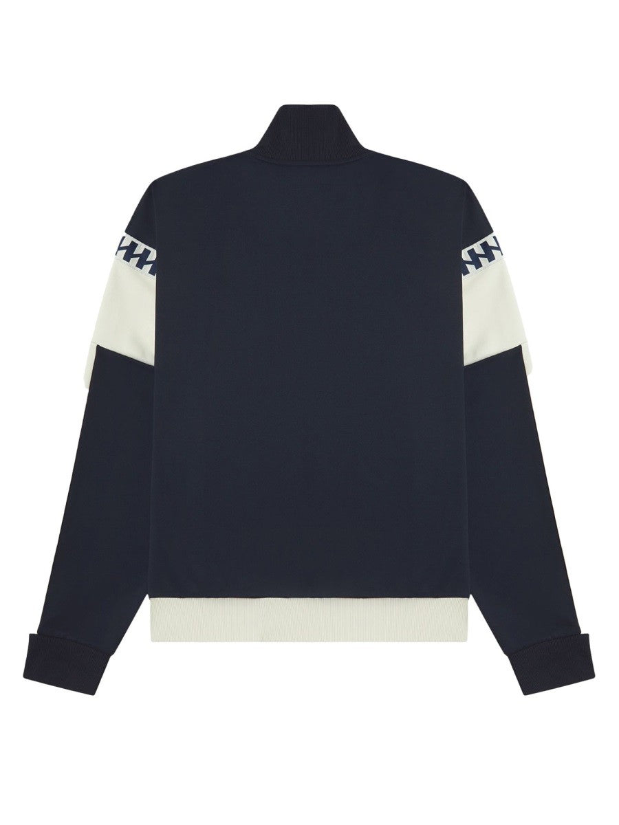 جاكيت "ميبا" مع شعار