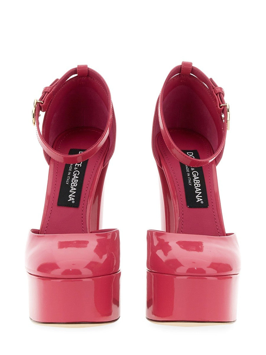 GLOSSY LEATHER PLATFORM PUMPS