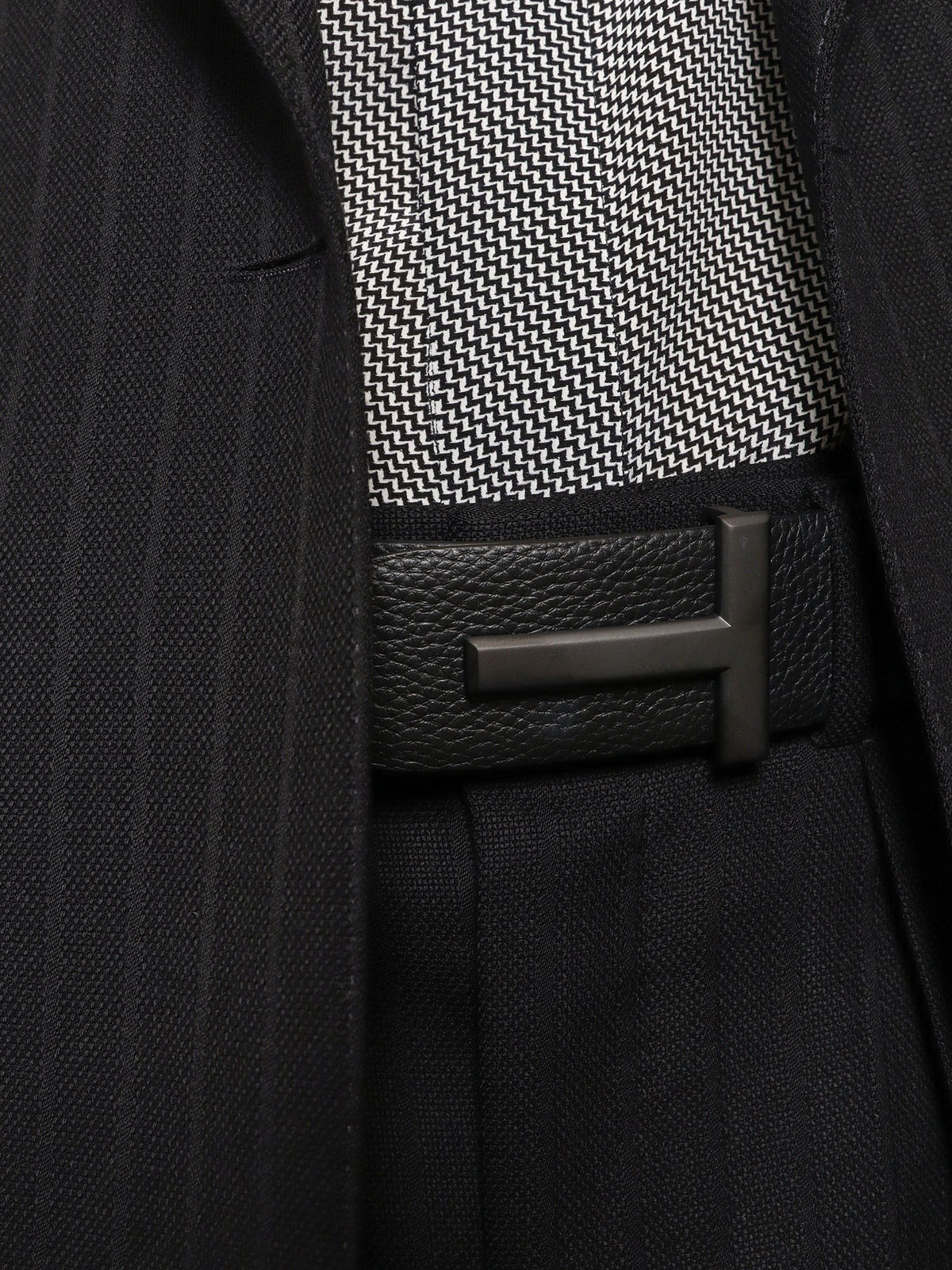 Hammered leather belt