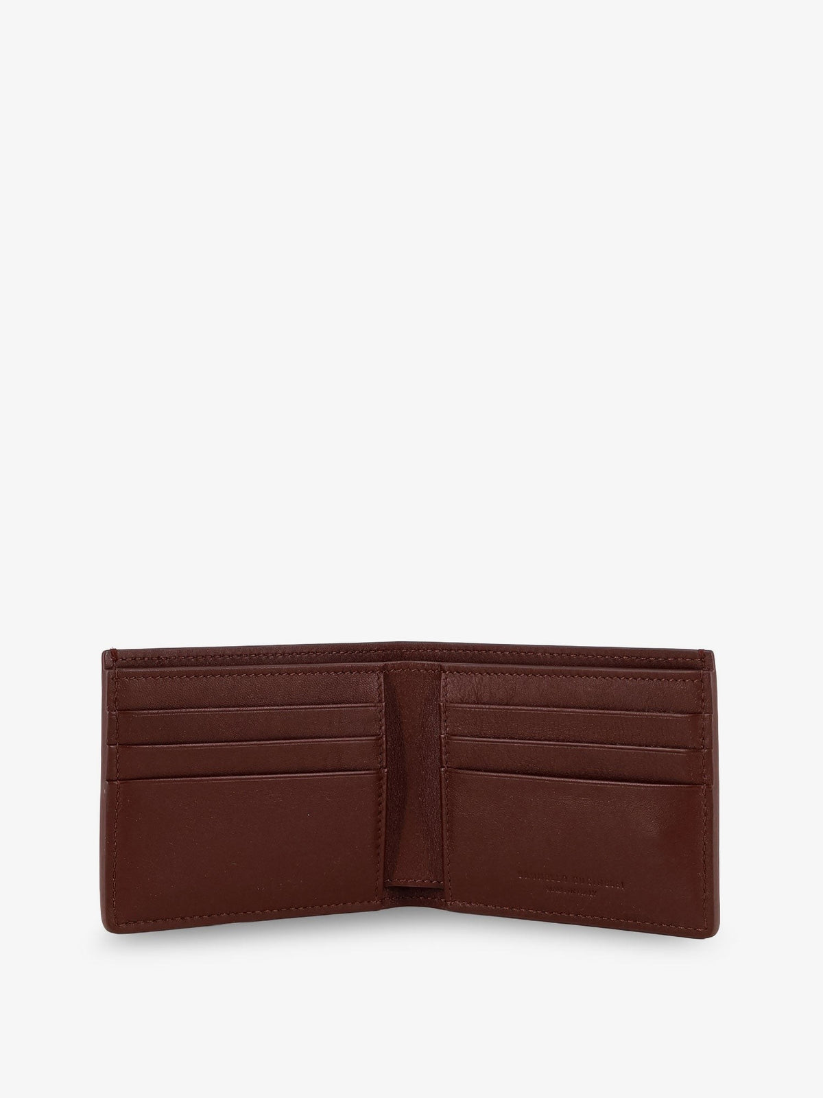 Hammered leather wallet with engraved logo