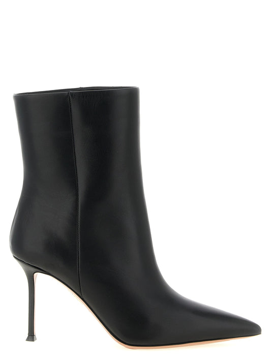 'Harper' ankle boots