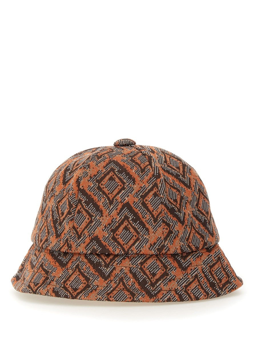HAT WITH PRINT