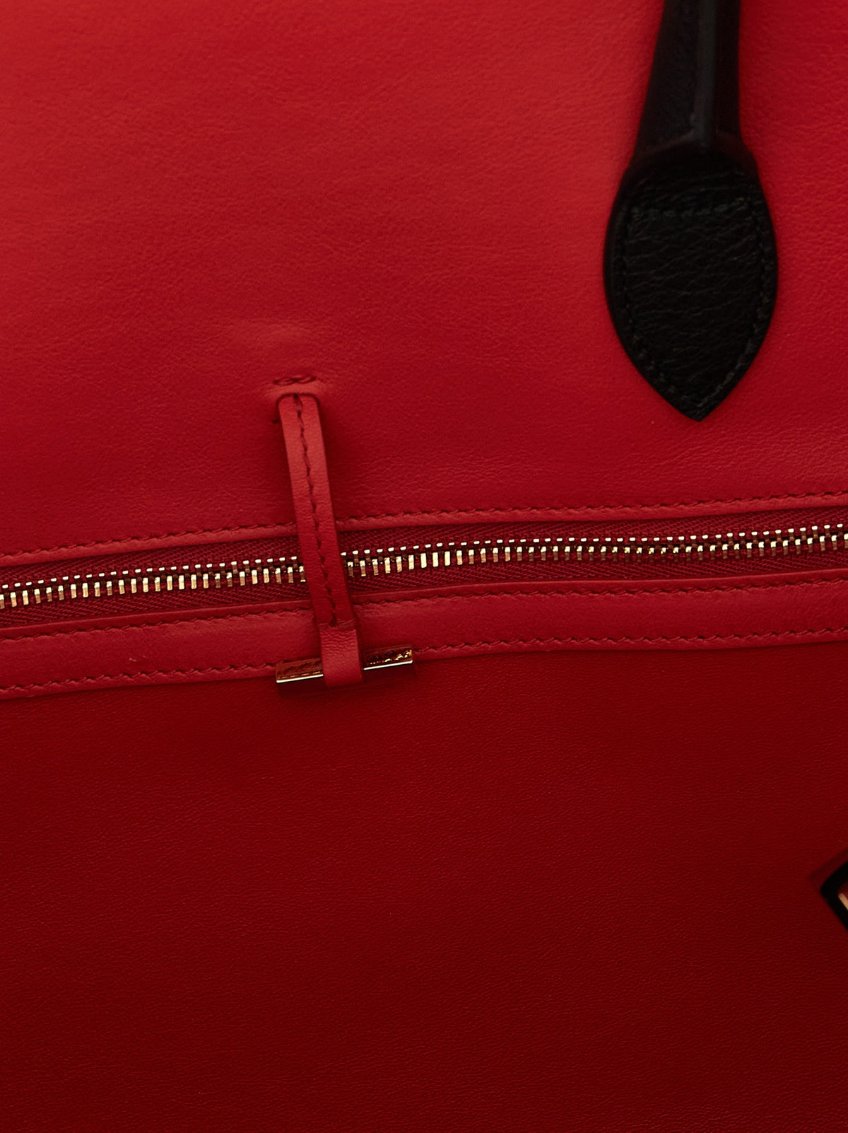 'Hug M' handbag