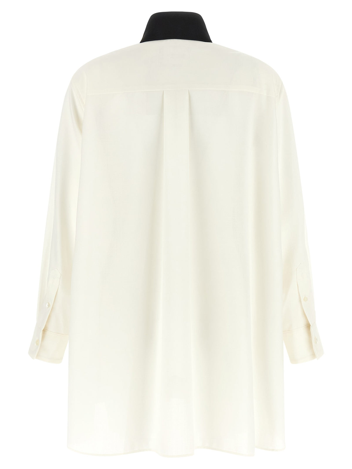 Hybrid shirt with front panel model.