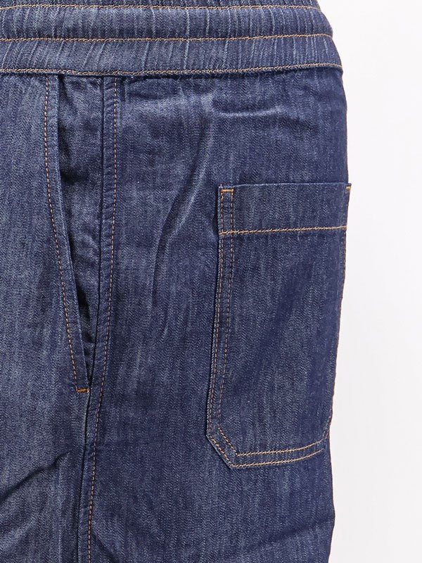 Jeans with adjustable drawstring