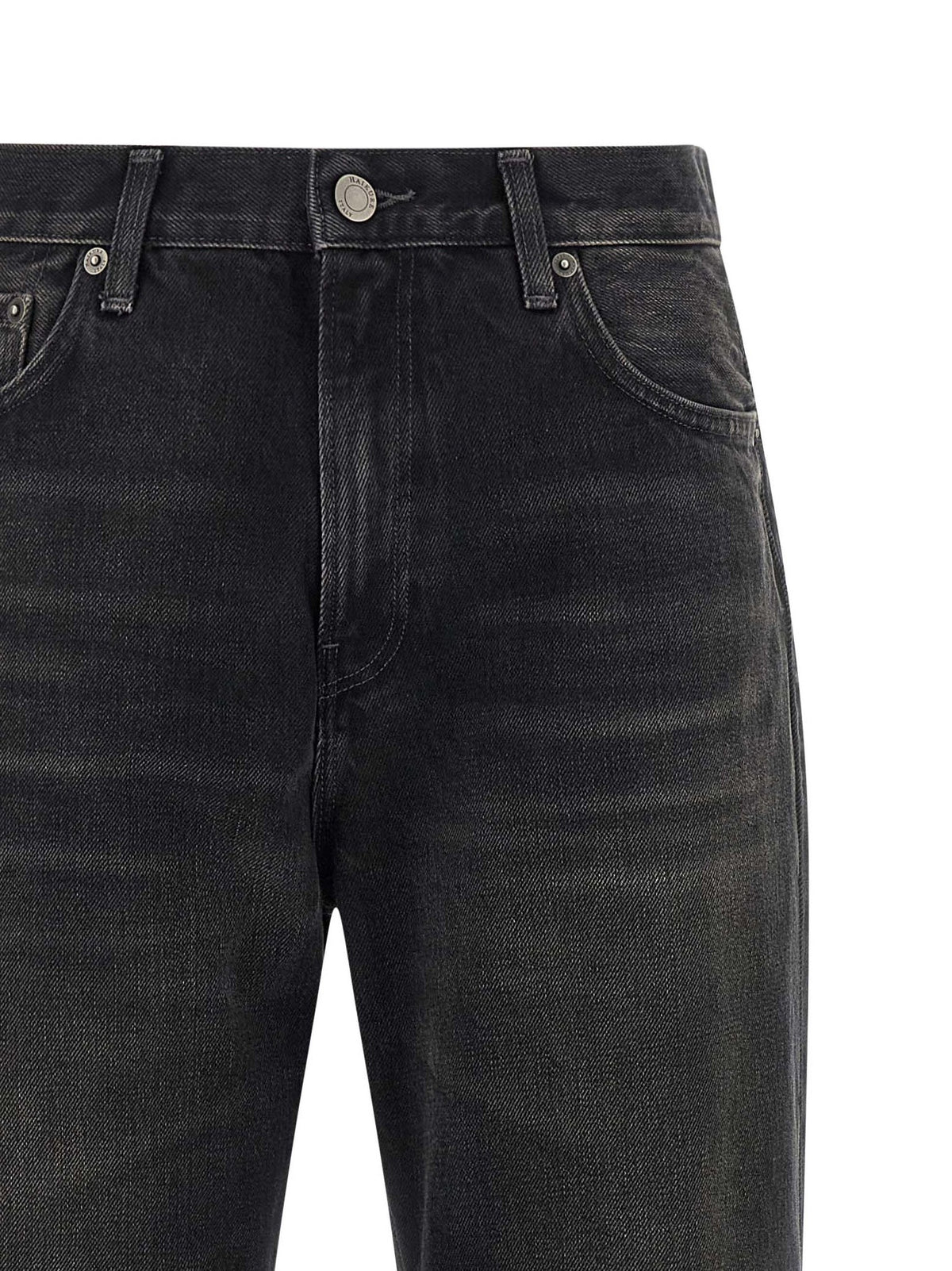 'Korea' jeans