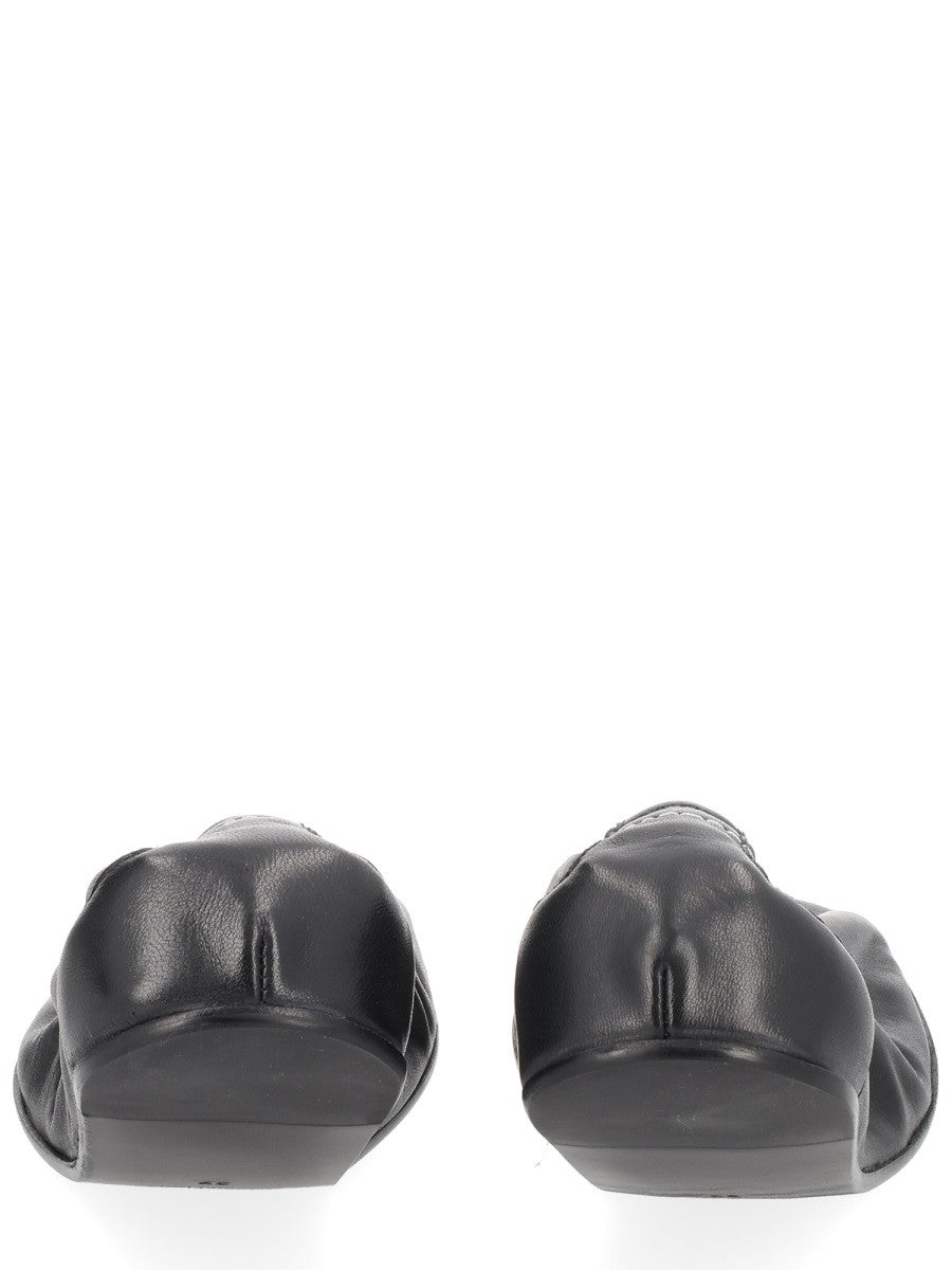 LEATHER BALLERINA