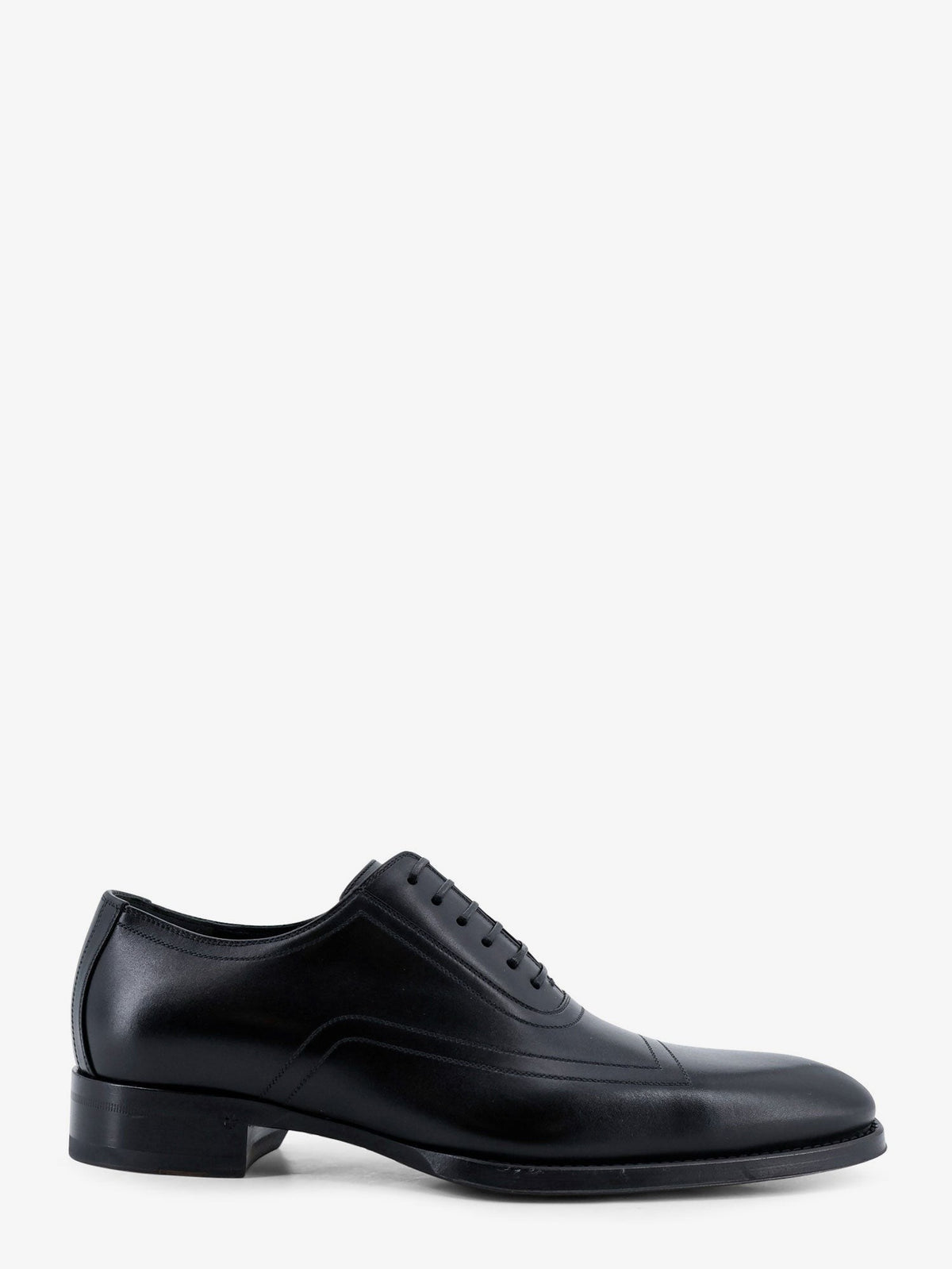 Leather lace-up