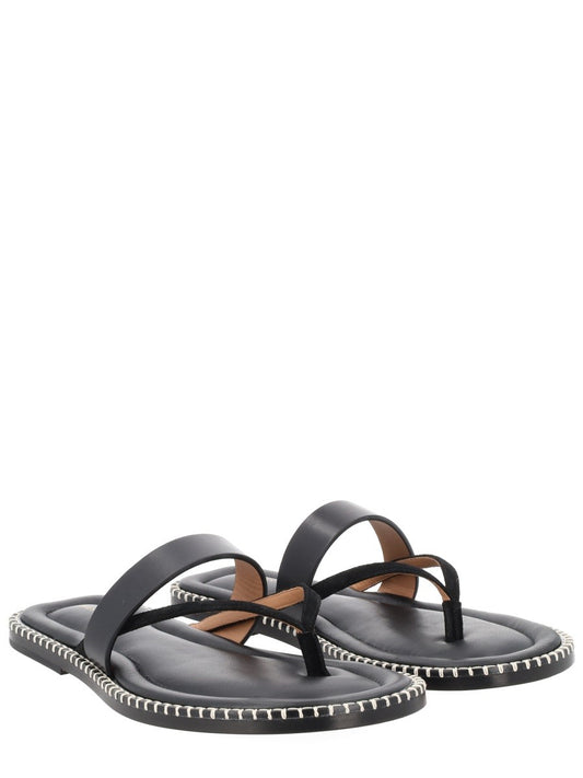 LEATHER SANDAL