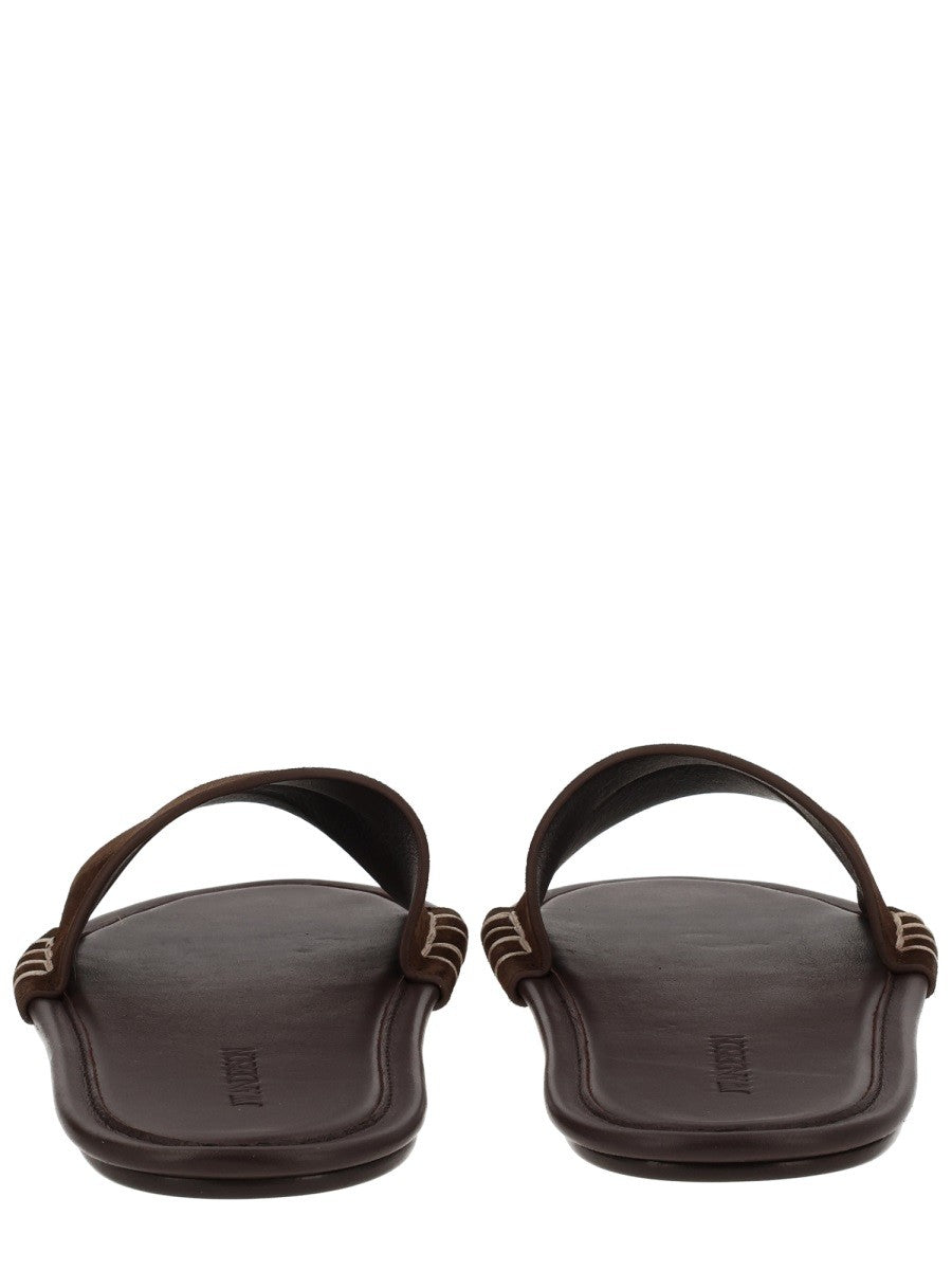 LEATHER SANDAL