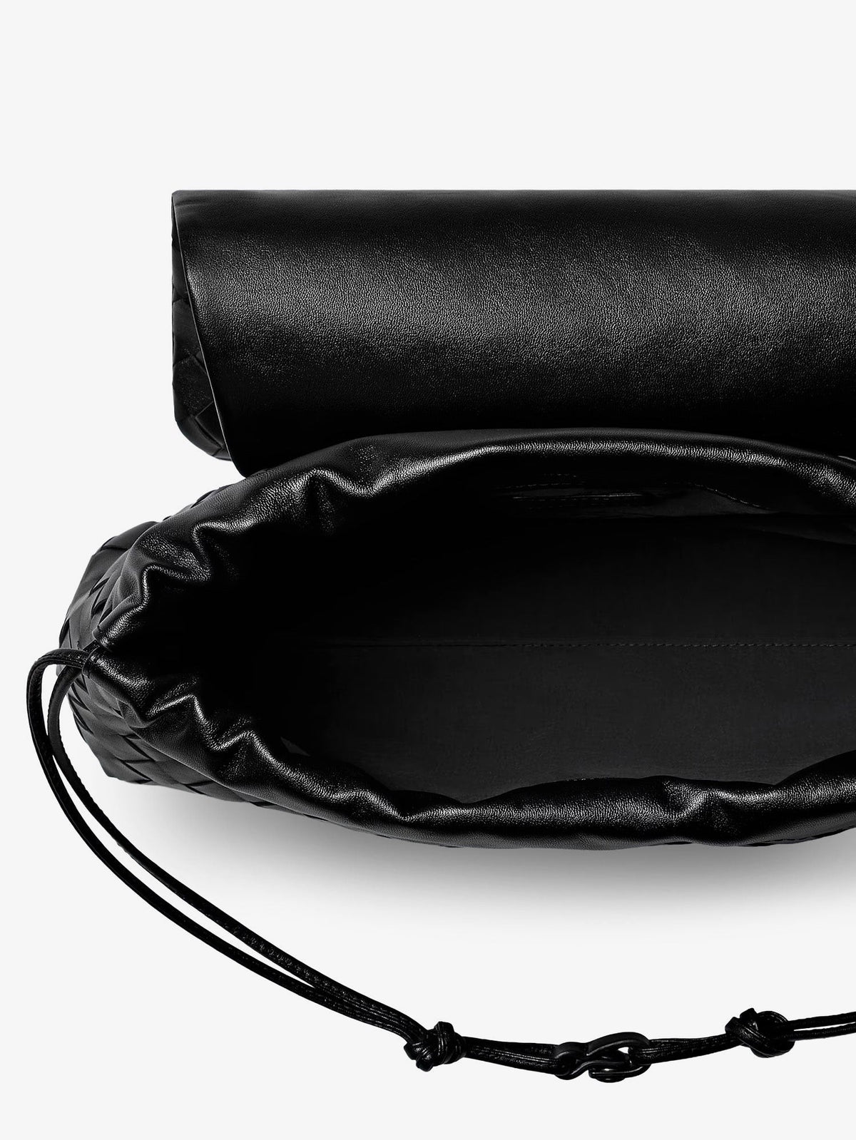 Leather shoulder bag with Intrecciato pattern