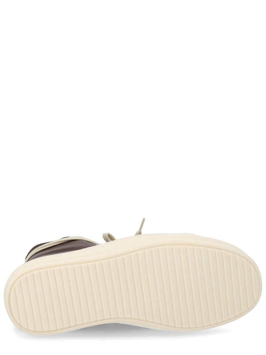 LEATHER SNEAKER