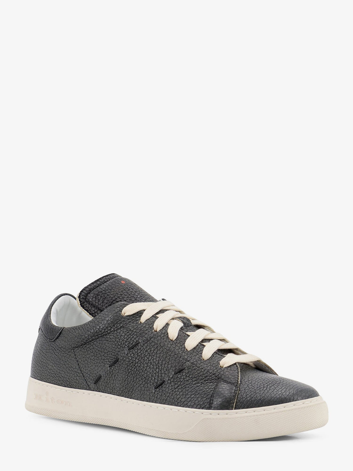 Leather sneakers with iconic side stitching