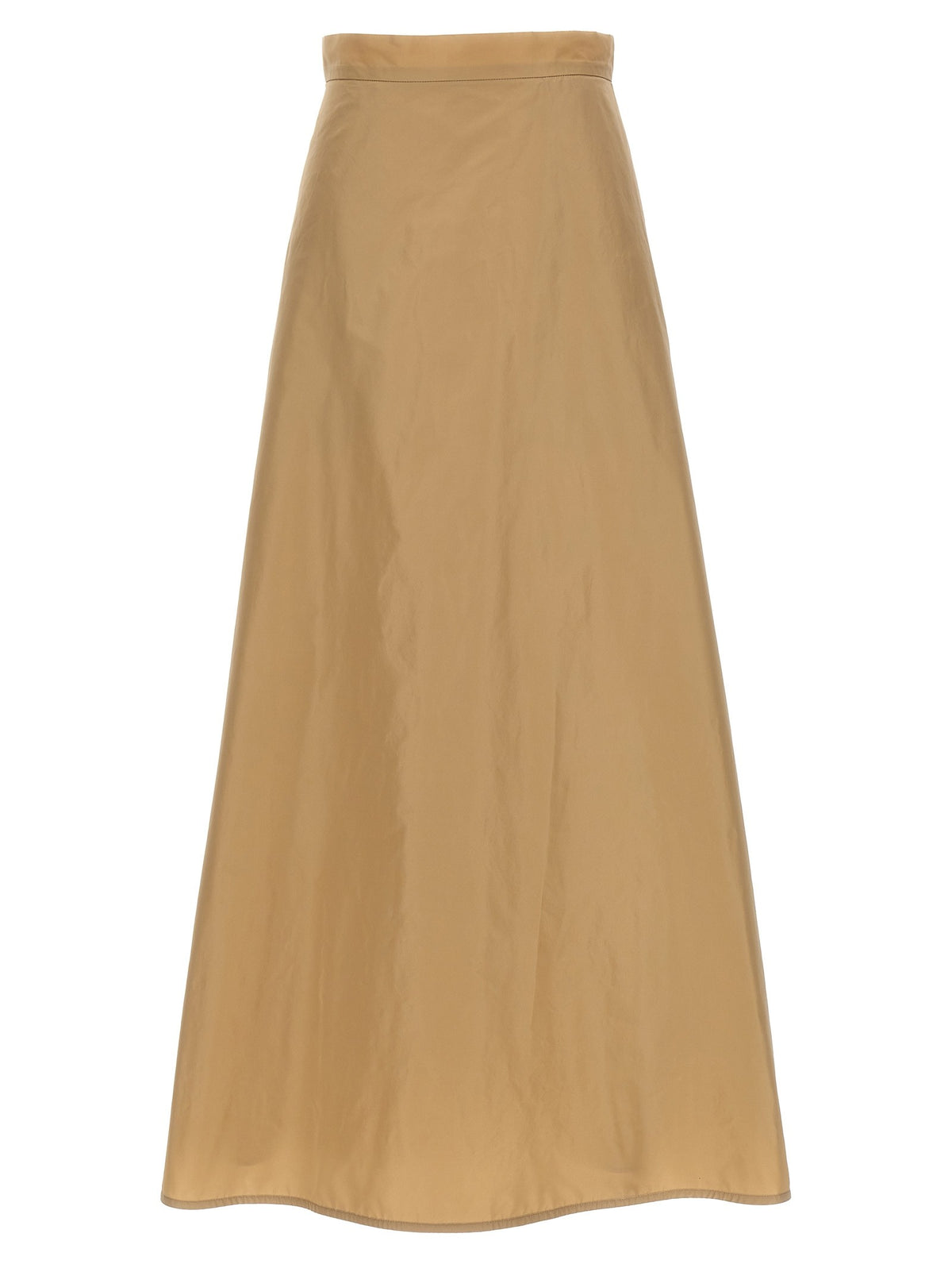 تنورة طويلة واسعة