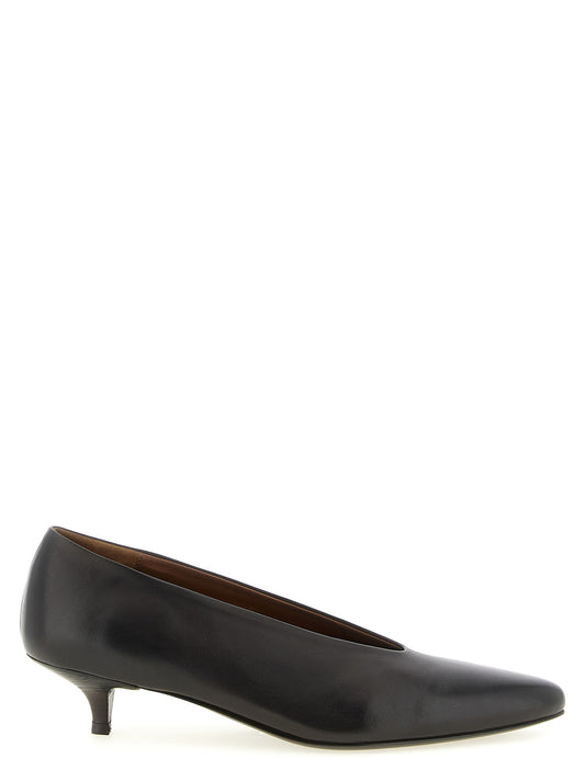 'Longiforma' pumps