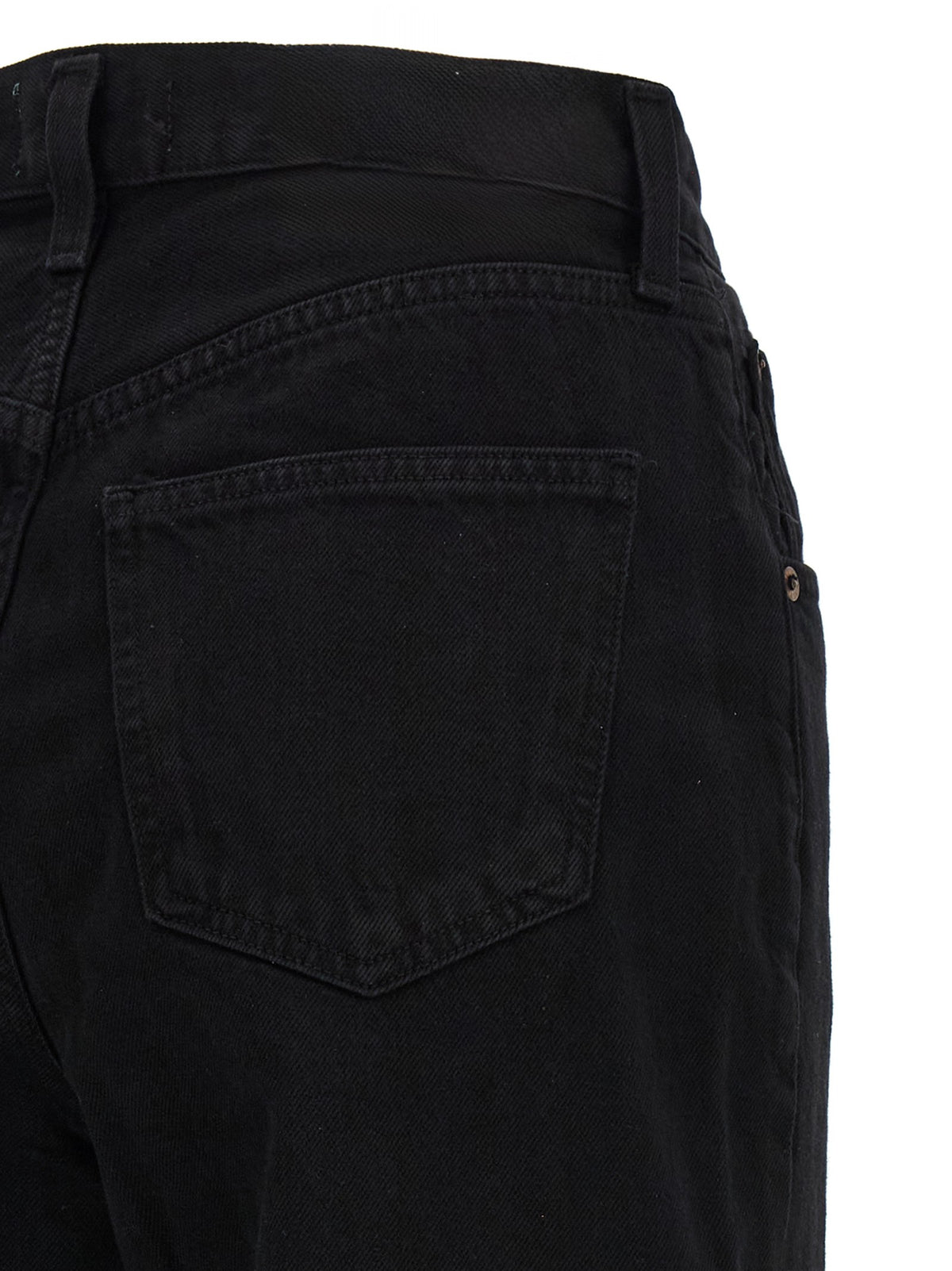 'Low Curve' jeans