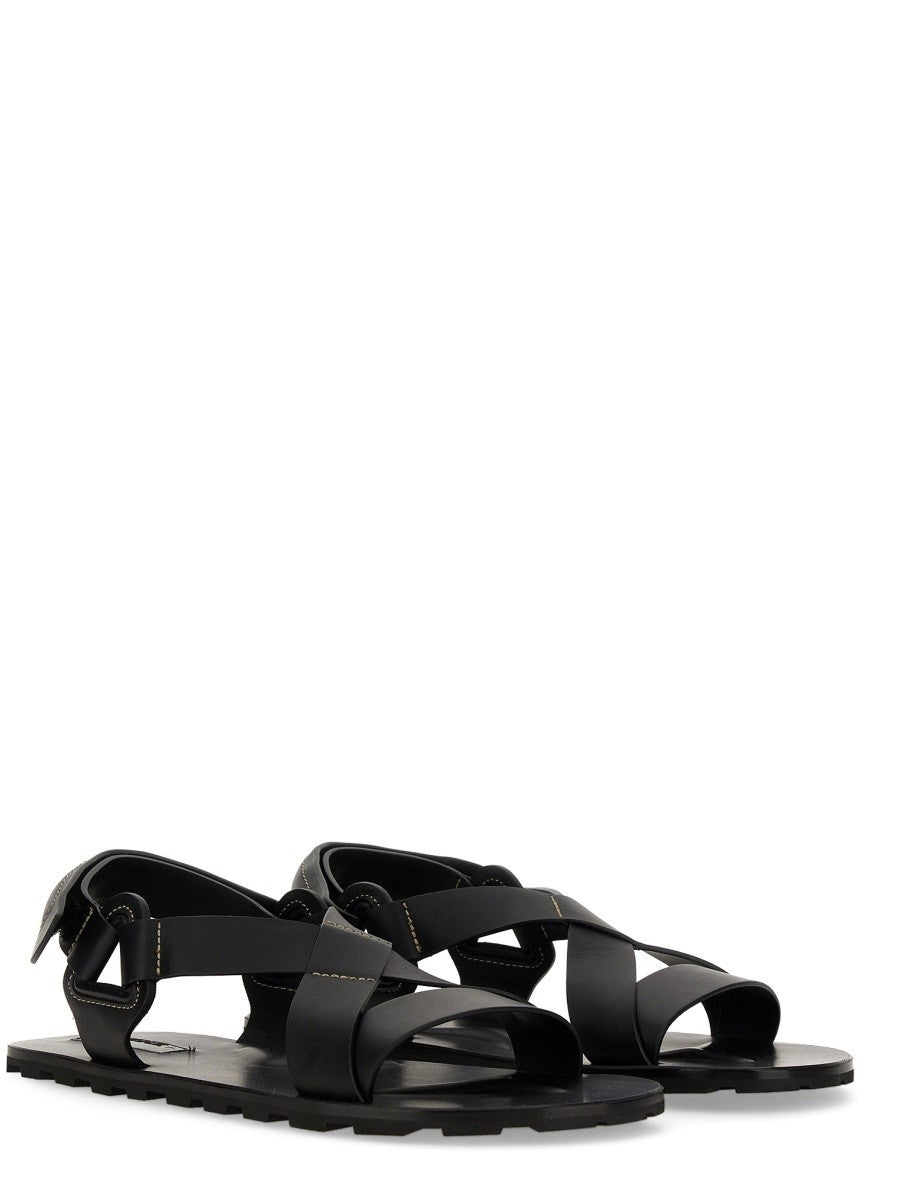 LOW SANDAL.
