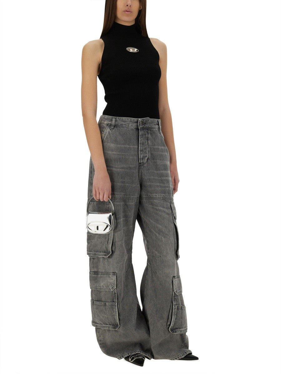 "M-ONERVAX" TOP