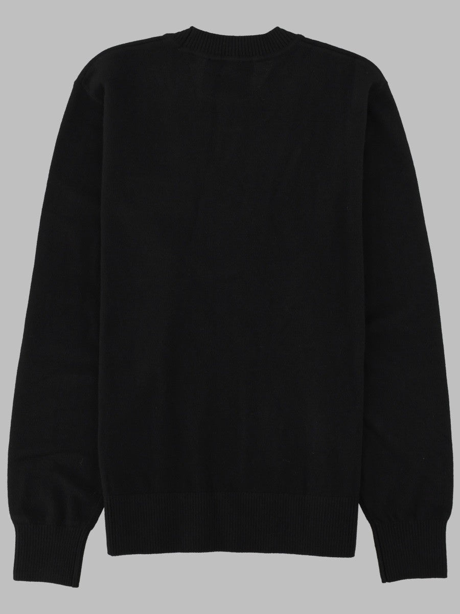 MAGLIA CON PATCH LOGO